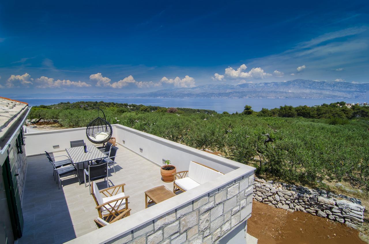 Holiday Home Bliss Splitska Exterior photo